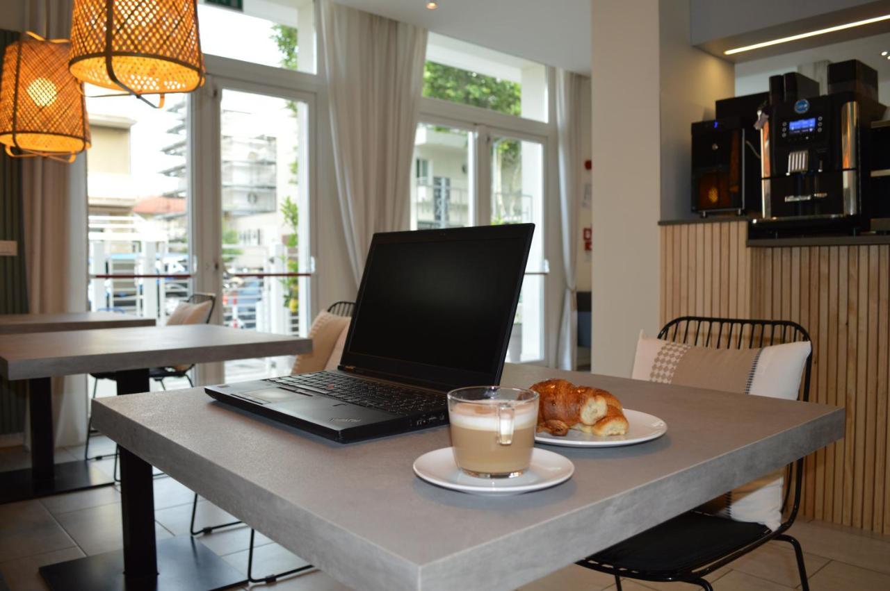 Hotel Riva E Mare Rimini Extérieur photo