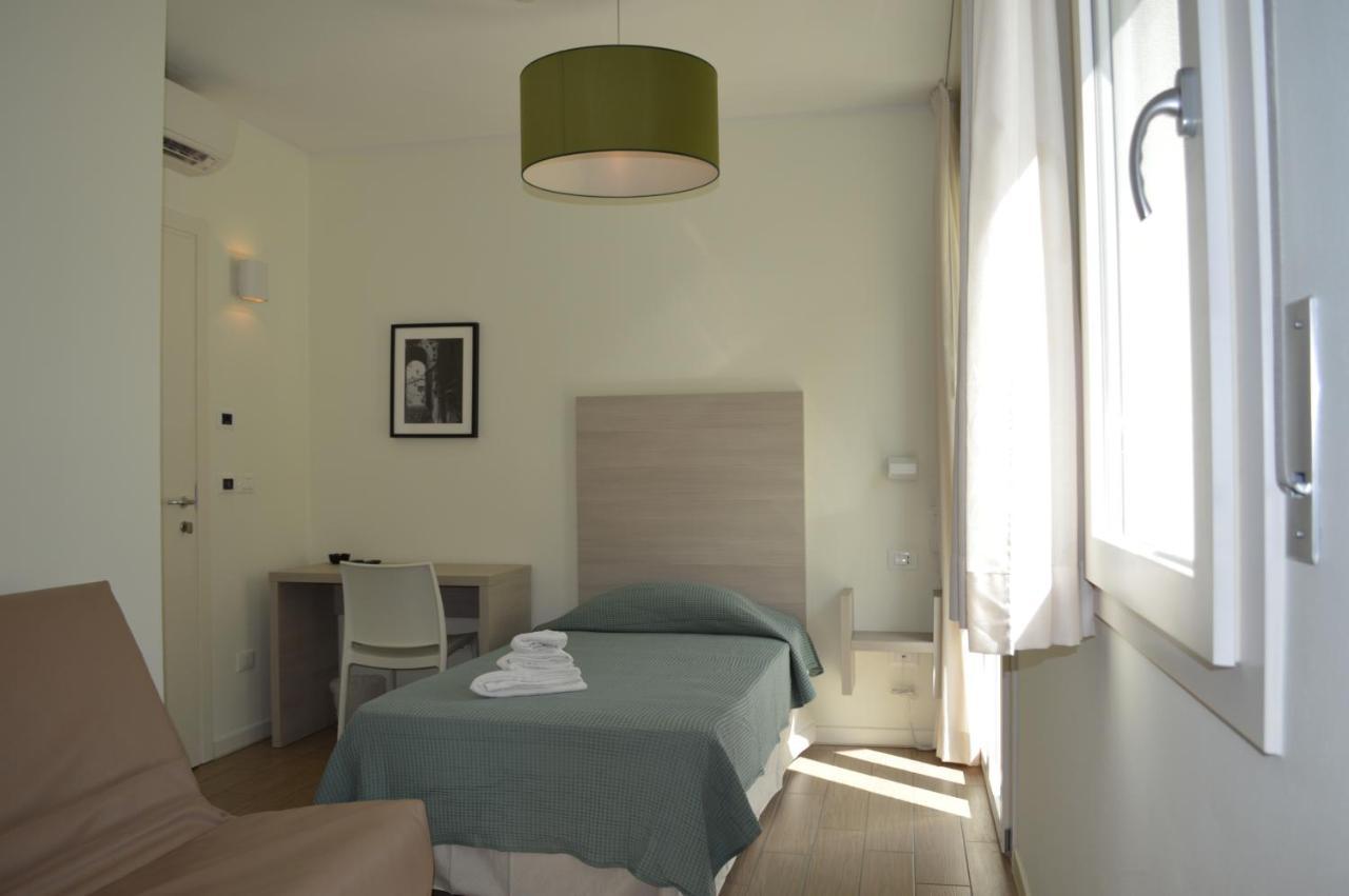 Hotel Riva E Mare Rimini Extérieur photo