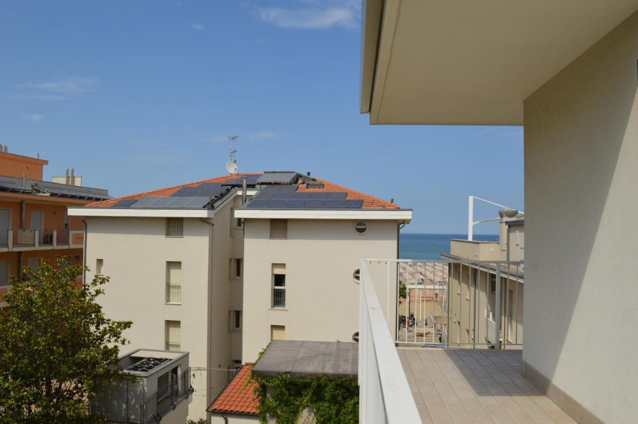 Hotel Riva E Mare Rimini Extérieur photo
