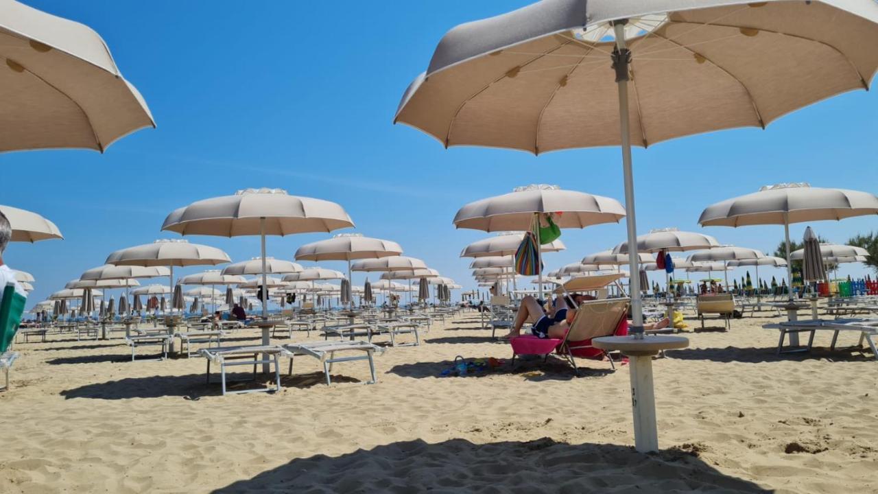 Hotel Riva E Mare Rimini Extérieur photo