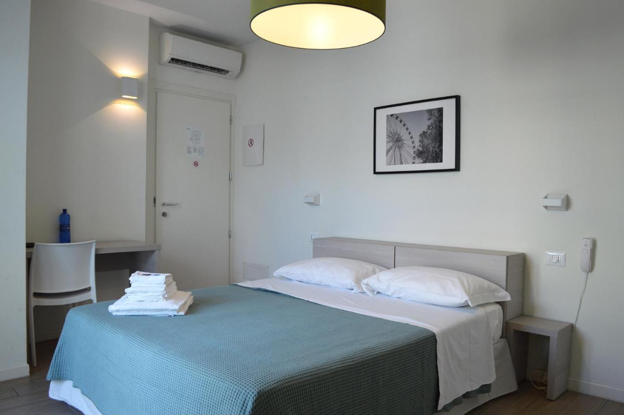 Hotel Riva E Mare Rimini Extérieur photo