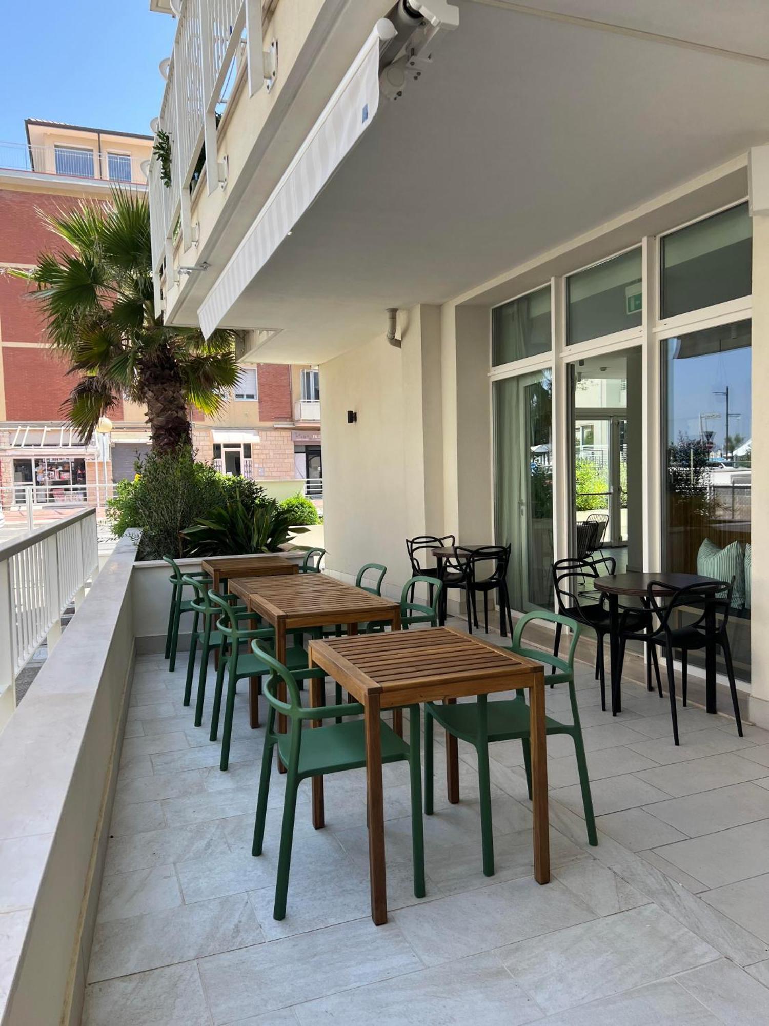 Hotel Riva E Mare Rimini Extérieur photo